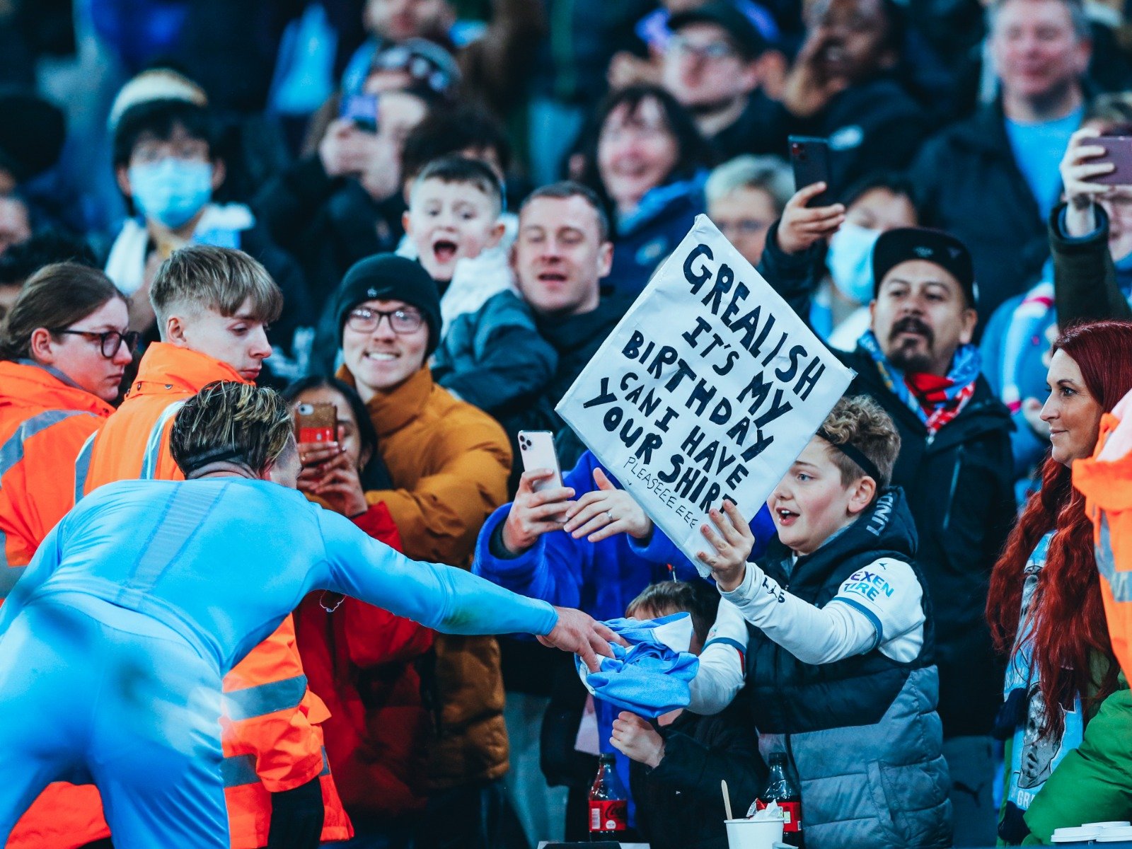 更在于其象 更在于其象